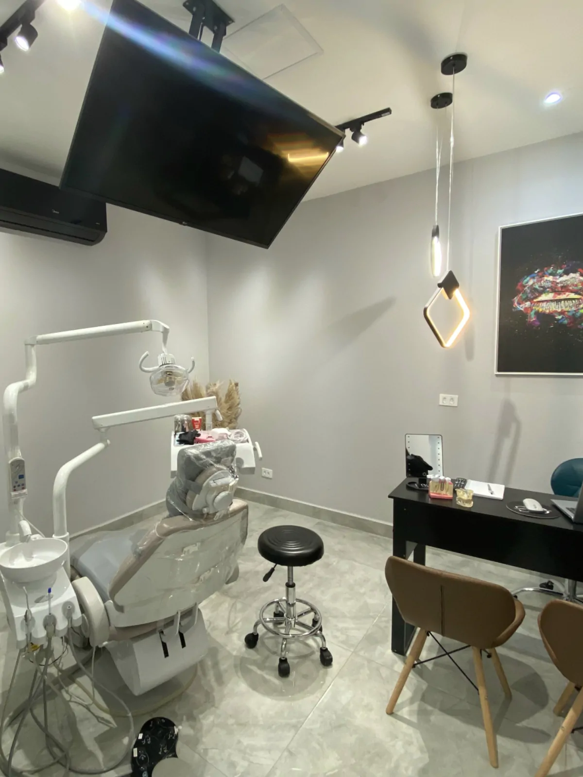 Consultório odontológico da Oliveira Clinic em São Paulo onde é realizado Harmonização Orofacial